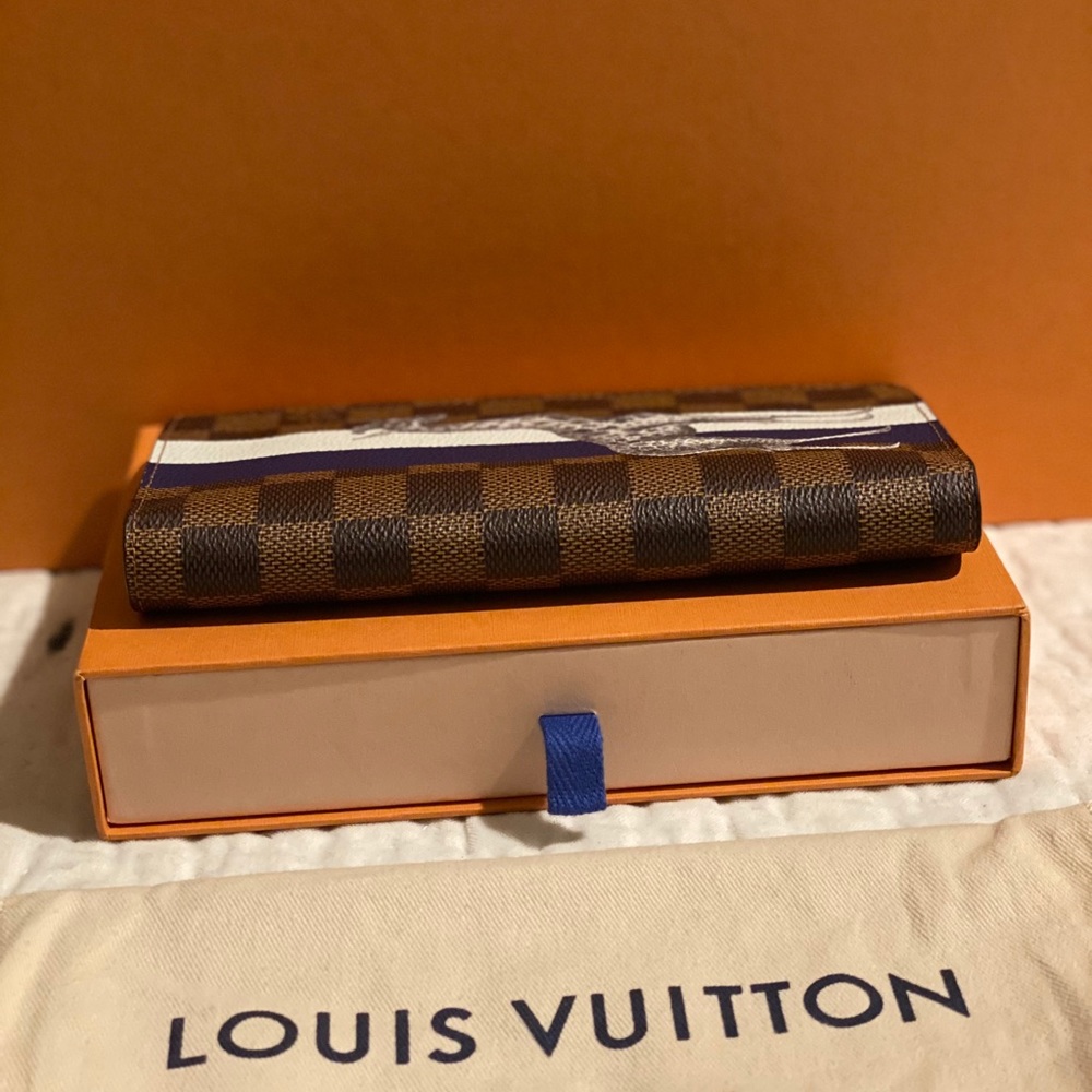 LV Brazza Wallet - Picture 2 of 7